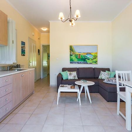 Avelia Blue Apartman Aszprojerakáta Kültér fotó