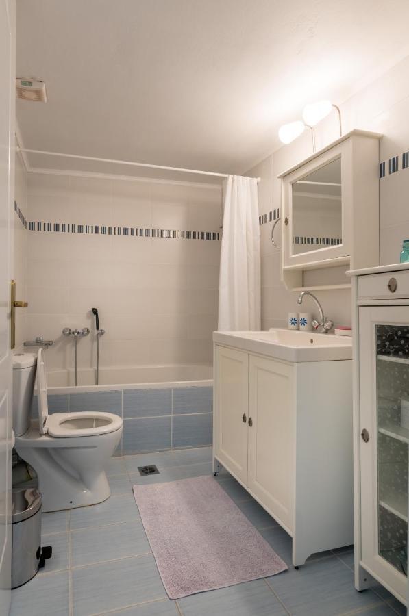 Avelia Blue Apartman Aszprojerakáta Kültér fotó